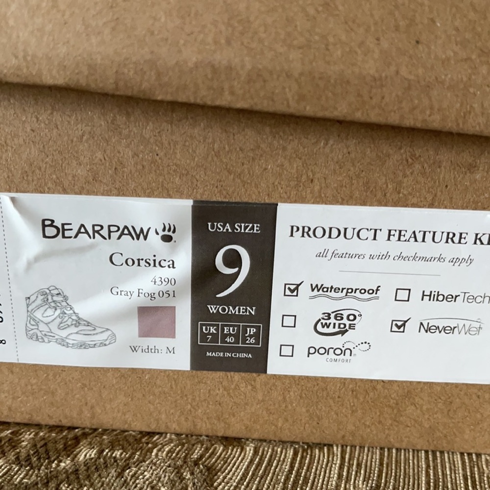 NEW Bearpaw woman’s size 9 boots - Picture 7 of 10
